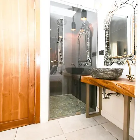 Design Yourhosthelper Apartment *